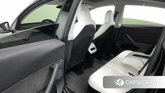 Tesla Model Y id 4421721 из Кореи 31