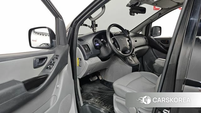 Hyundai The New Grand Starex id 3942407 из Кореи 20