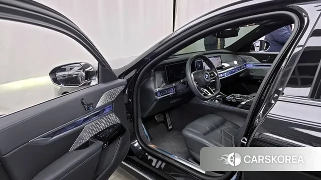 BMW i7 (G70) id 3751555 из Кореи 20