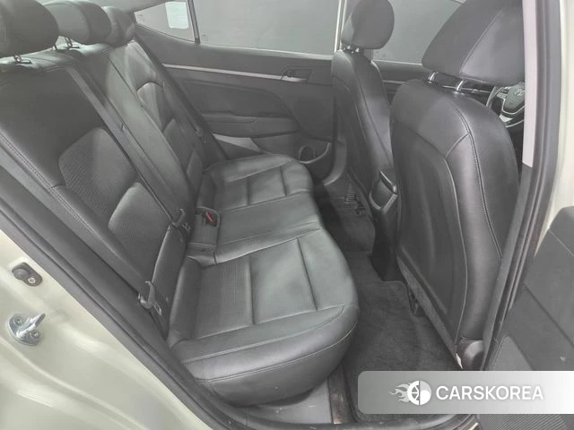 Hyundai Avante AD id 4850145 из Кореи 20