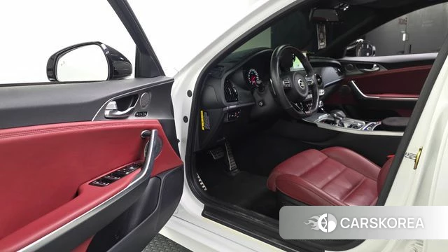 Kia Stinger id 4483087 из Кореи 36