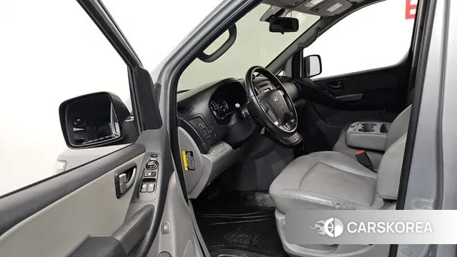 Hyundai The New Grand Starex id 3525547 из Кореи 20