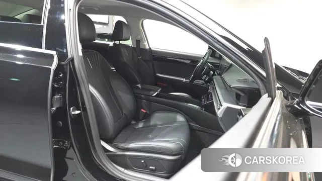 Hyundai Grandeur (GN7) id 3763898 из Кореи 20