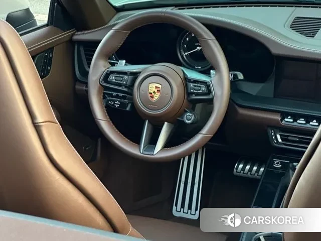 Porsche 911(992) id 3036373 из Кореи 12