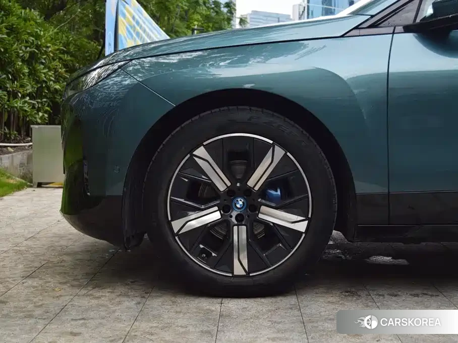 BMW iX id 4600504 из Китая 15