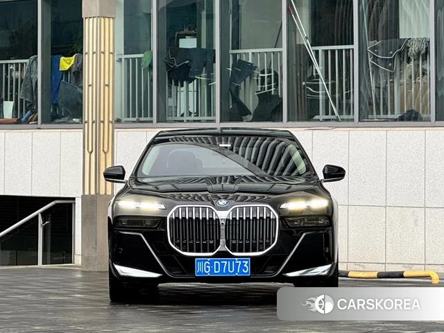 BMW 7 series id 4257964 из Китая 17