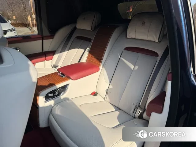 Rolls-Royce Cullinan id 3695533 из Кореи 20