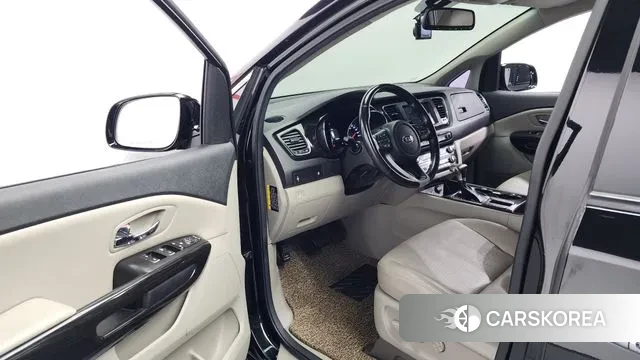 Kia The New Carnival id 3284700 из Кореи 20