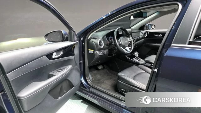 Kia Come New K3 id 4470770 из Кореи 32