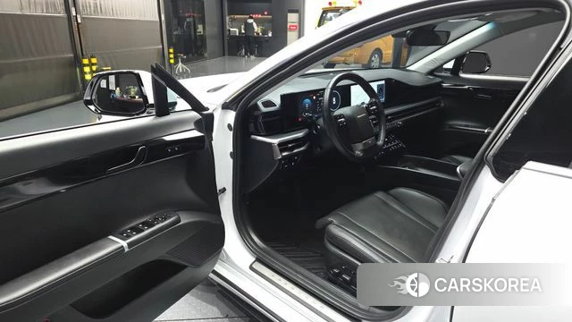 Hyundai Grandeur (GN7) id 3792870 из Кореи 20