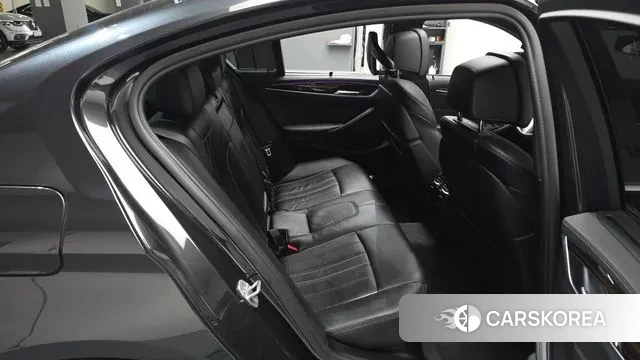 BMW 5 Series (G30) id 3443199 из Кореи 20