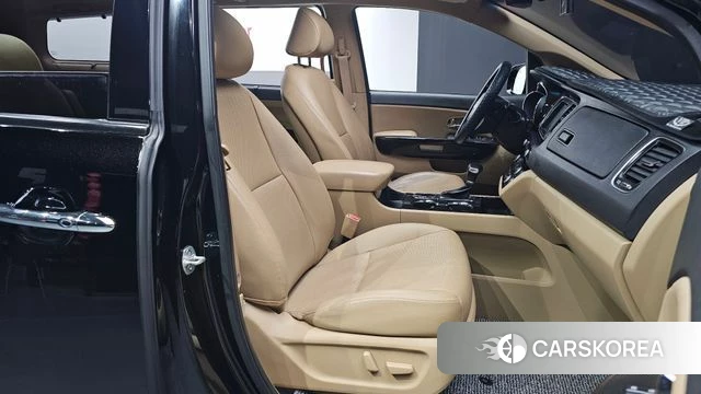 Kia The New Carnival id 3867359 из Кореи 20