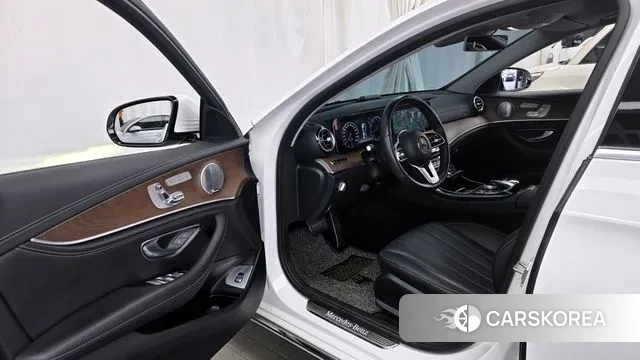 Mercedes-Benz E-Class W213 id 3336330 из Кореи 20