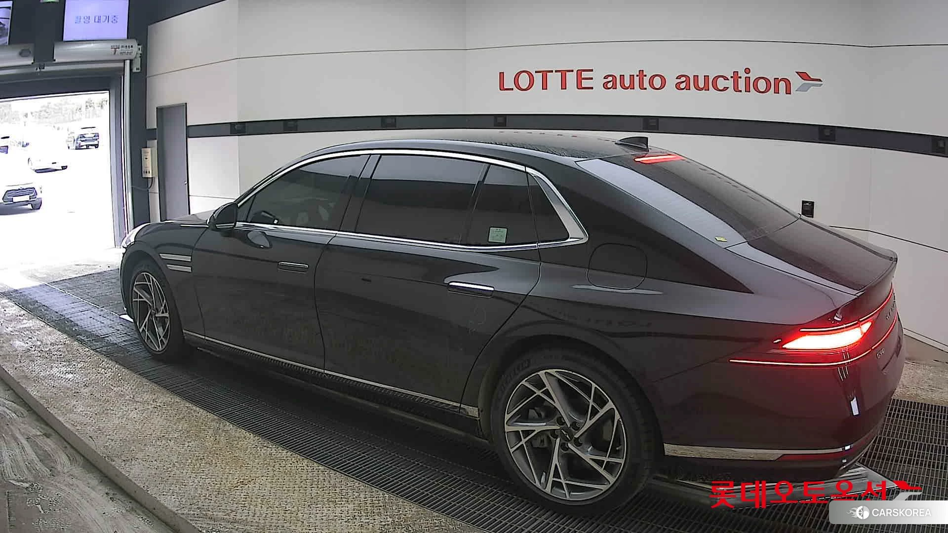 Hyundai G90 id 3869301 из Кореи 38