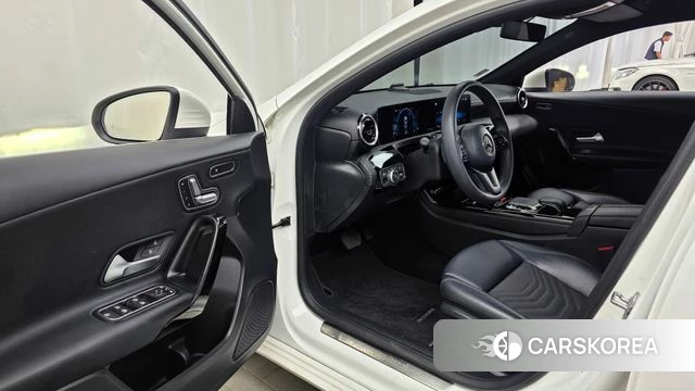 Mercedes-Benz A-Class W177 id 4689079 из Кореи 30