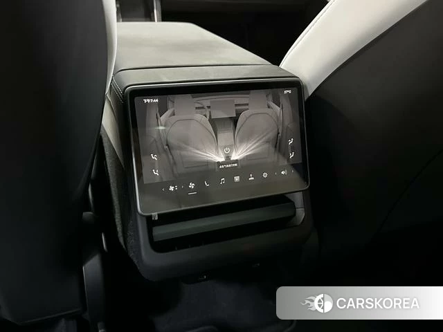 Tesla Model Y id 4228548 из Китая 15