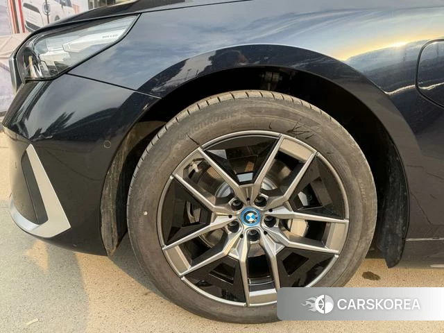 BMW i5 id 4241350 из Китая 16