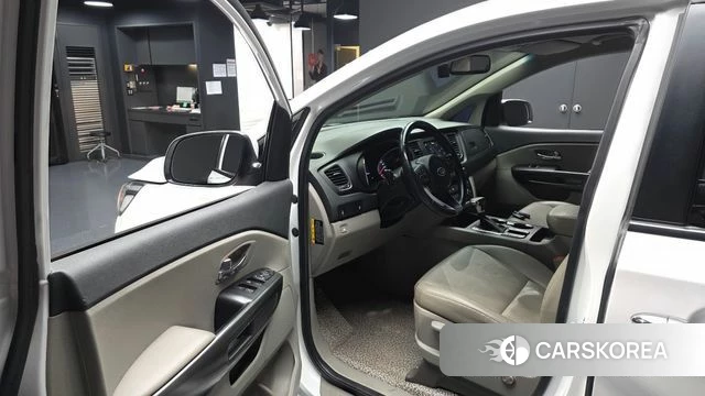 Kia The New Carnival id 4459261 из Кореи 30