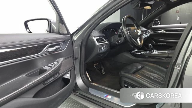 BMW 7 Series (G11) id 4689445 из Кореи 33