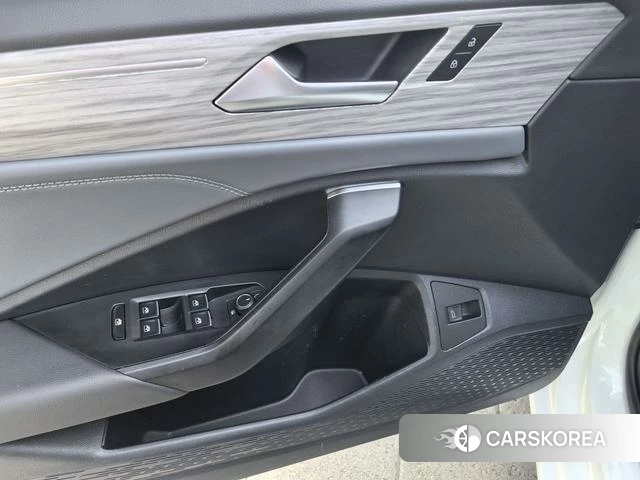 Volkswagen Sagitar id 4335961 из Китая 23