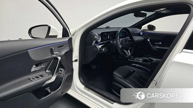 Mercedes-Benz A-Class W177 id 3965186 из Кореи 20