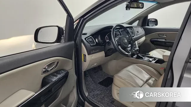 Kia All New Carnival id 3608405 из Кореи 20