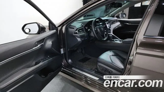 Toyota Camry (XV70) id 2763541 из Кореи 20