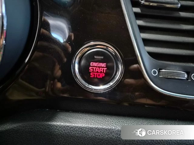 Kia The New Carnival id 4785895 из Кореи 17