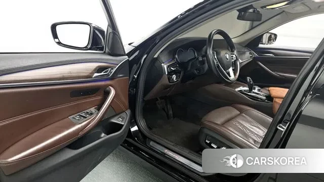 BMW 5 Series (G30) id 3166467 из Кореи 20