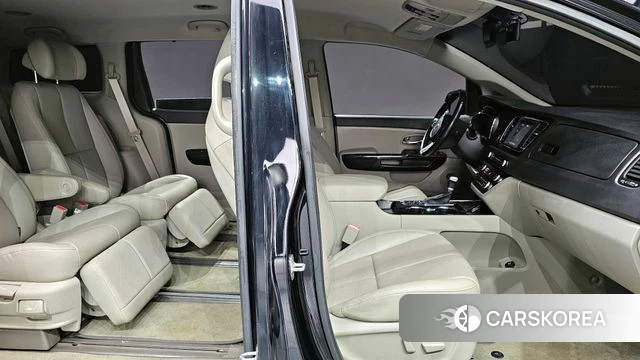 Kia The New Carnival id 3796215 из Кореи 20