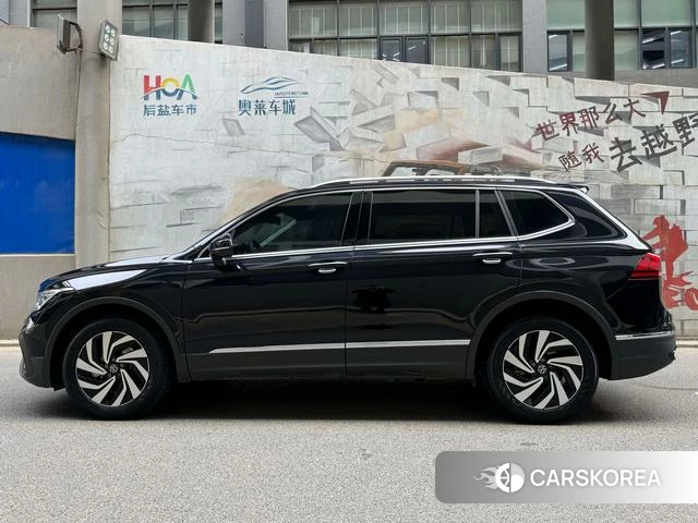 Volkswagen Tiguan L id 4328652 из Китая 15