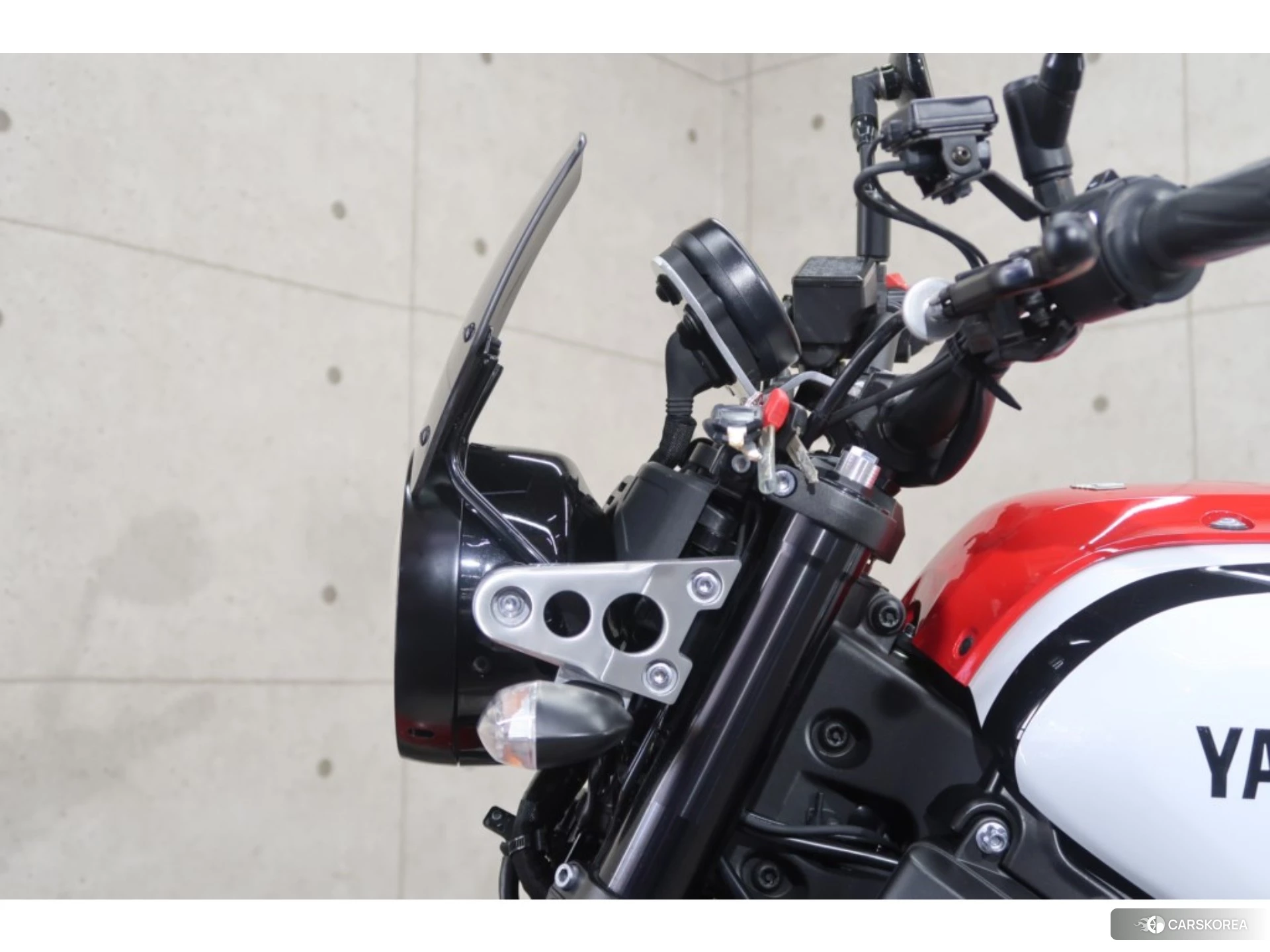 Yamaha XSR900 id 3946691 из Японии 31