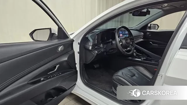 Hyundai Avante Hybrid (CN7) id 3512801 из Кореи 20