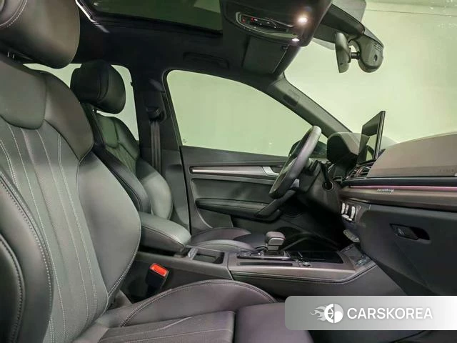 Audi Q5L id 4353047 из Китая 17