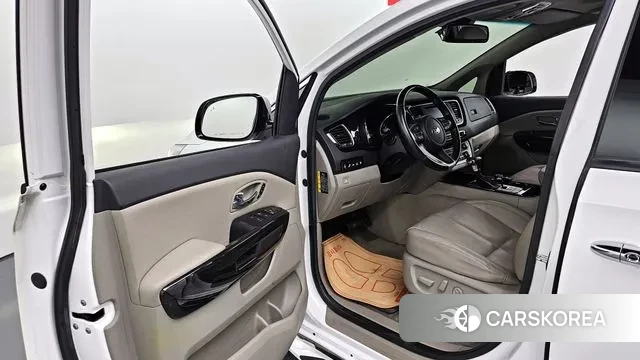 Kia The New Carnival id 3428678 из Кореи 20