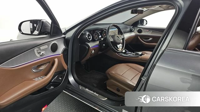 Mercedes-Benz E-Class W213 id 4508597 из Кореи 20