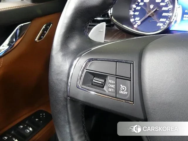 Maserati Quattroporte id 3060404 из Кореи 20