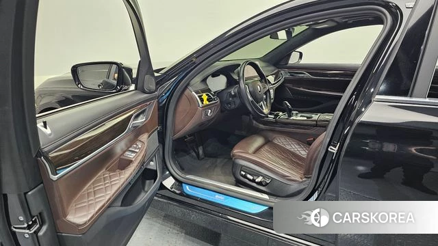 BMW 7 Series (G11) id 4389613 из Кореи 32