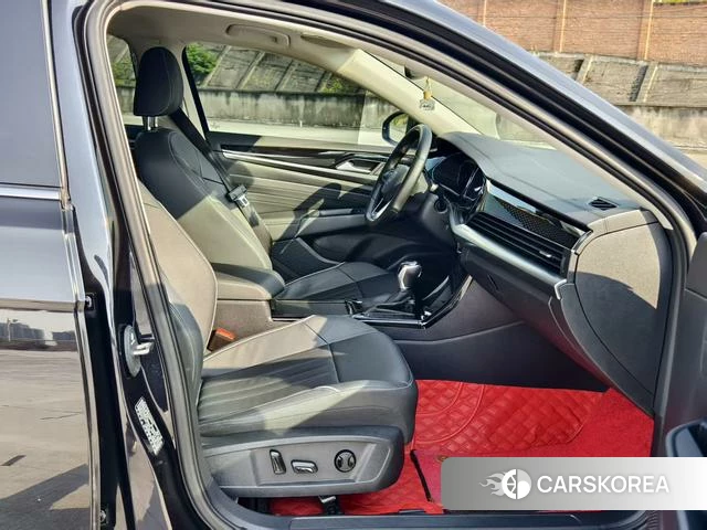 Volkswagen Passat id 4300360 из Китая 15