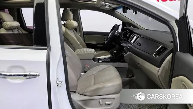 Kia The New Carnival id 3039236 из Кореи 20