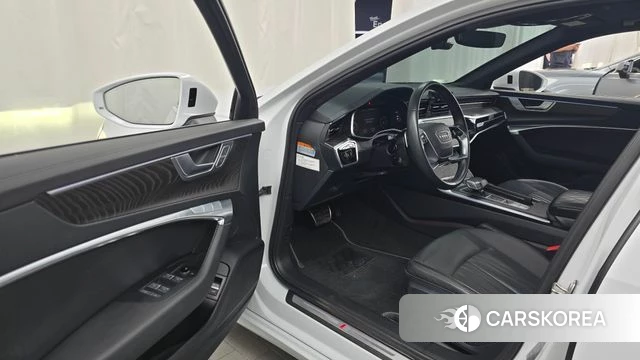 Audi A6 (C8) id 4541452 из Кореи 34