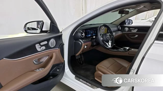 Mercedes-Benz E-Class W213 id 3936278 из Кореи 20