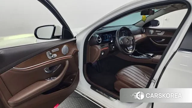 Mercedes-Benz E-Class W213 id 3055735 из Кореи 20