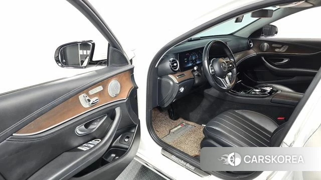 Mercedes-Benz E-Class W213 id 4551900 из Кореи 33