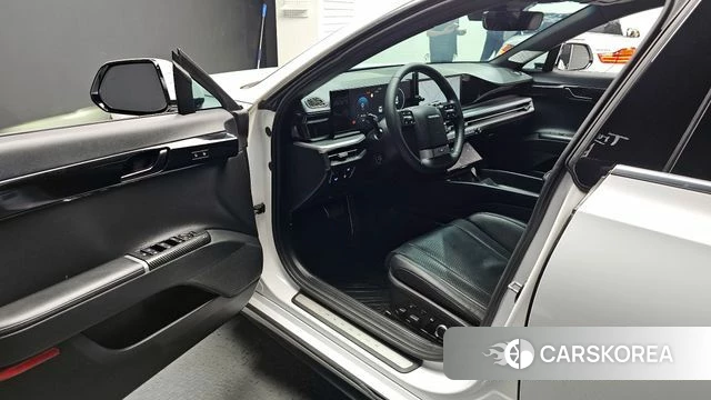 Hyundai Grandeur (GN7) id 3838522 из Кореи 20