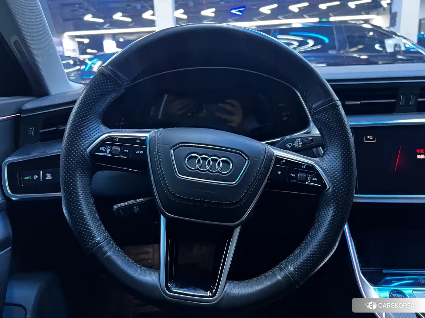 Audi A6L id 4547427 из Китая 17