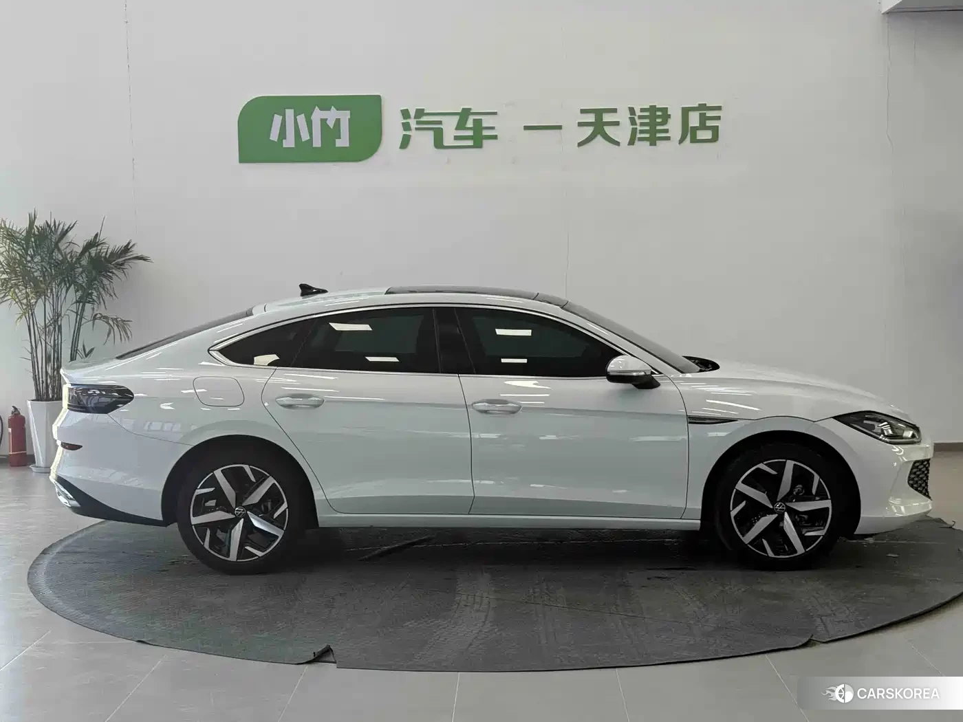 Volkswagen Lamando id 4669206 из Китая 22