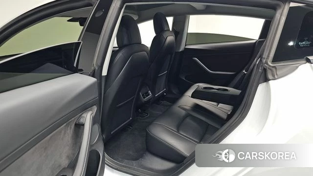 Tesla Model 3 id 4682612 из Кореи 33
