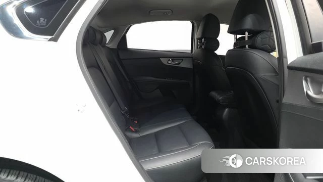 Kia Come New K3 id 4586961 из Кореи 32
