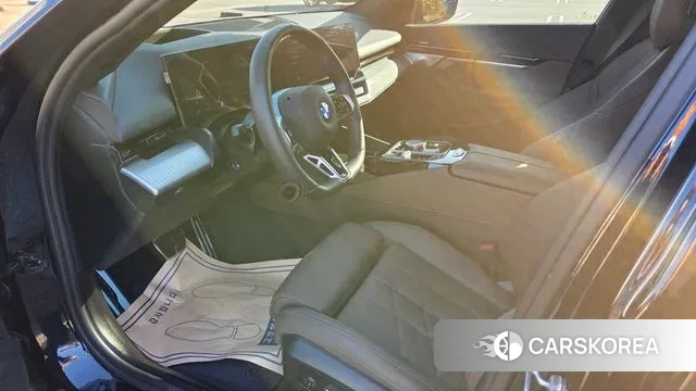 BMW 5 Series (G60) id 3452038 из Кореи 20